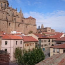 Ausblick nach links auf die neue Kathedrale vom Turm des Satans in Salamanca